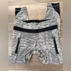 lululemon athletica Gray and Black Leggings size 6